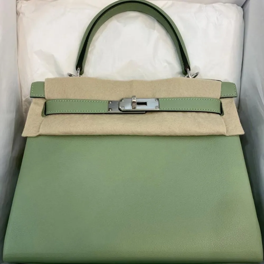 Hermès Kelly 28 Vert Criquet Evercolor Palladium Hardware PHW