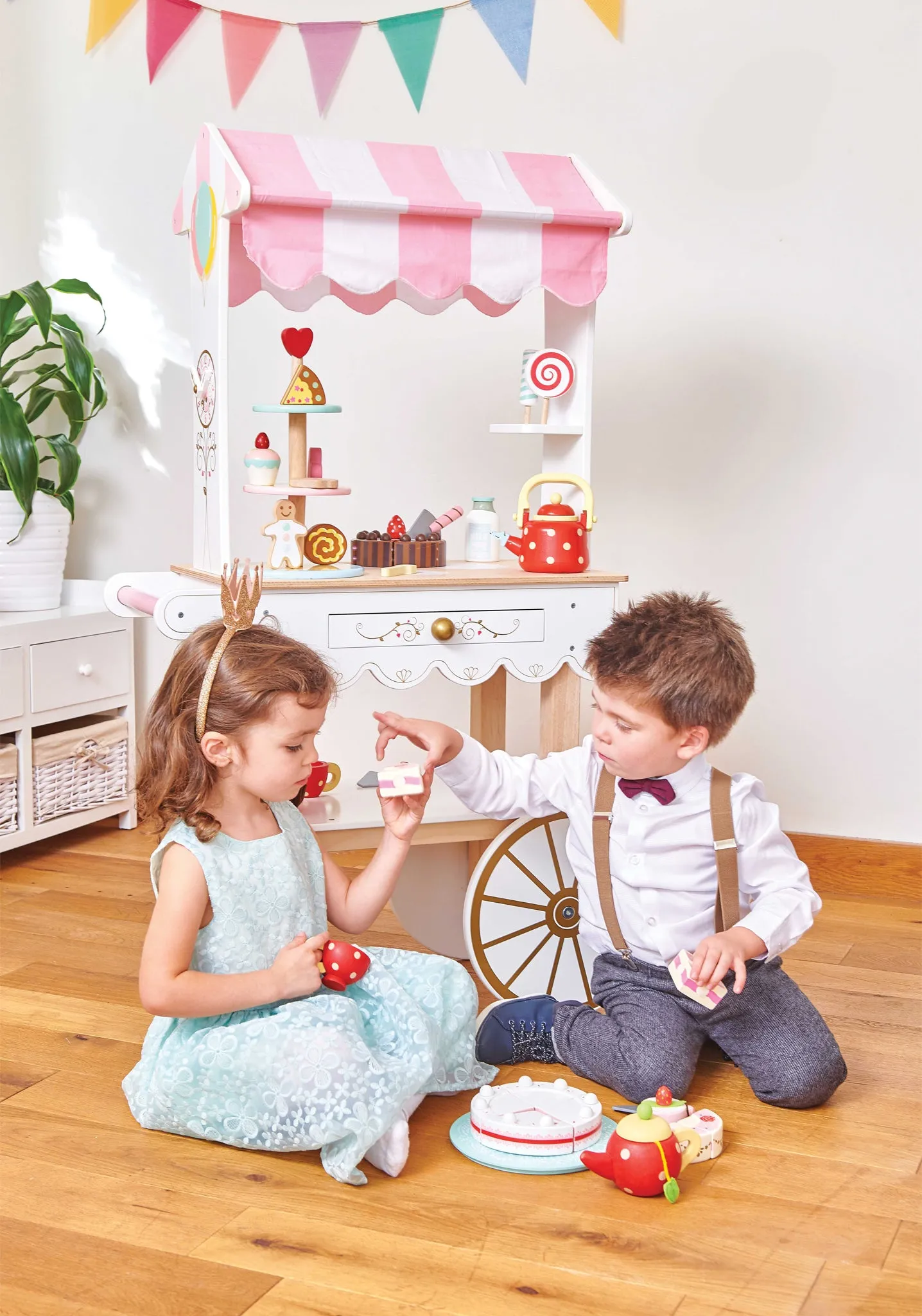 Le Toy Van Tea & Treats Trolley