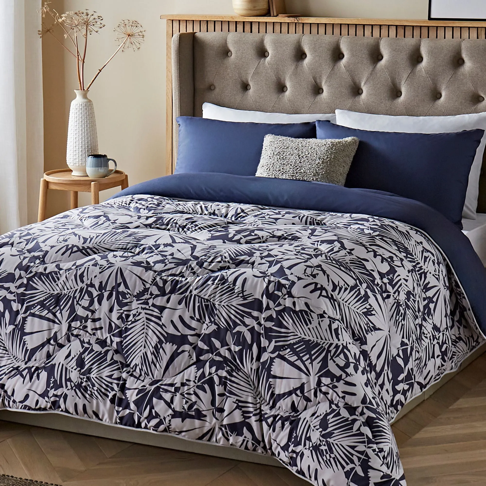 Night Lark® Winter Palms Coverless Duvet Set