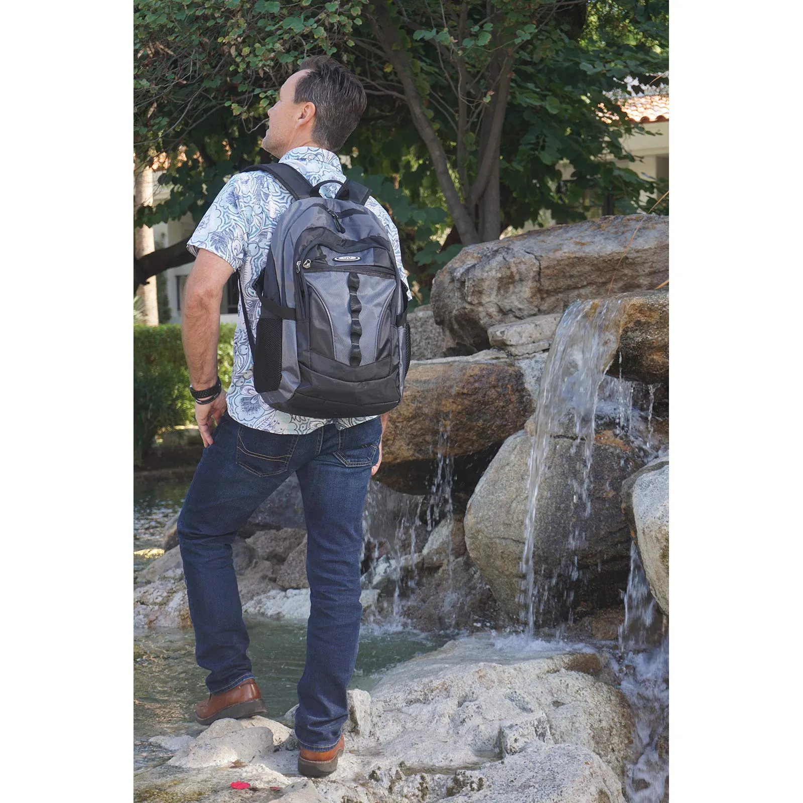 PortoVino DayPack- Fashionable Backpack With Leakproof, Hidden, Insulated Compartment