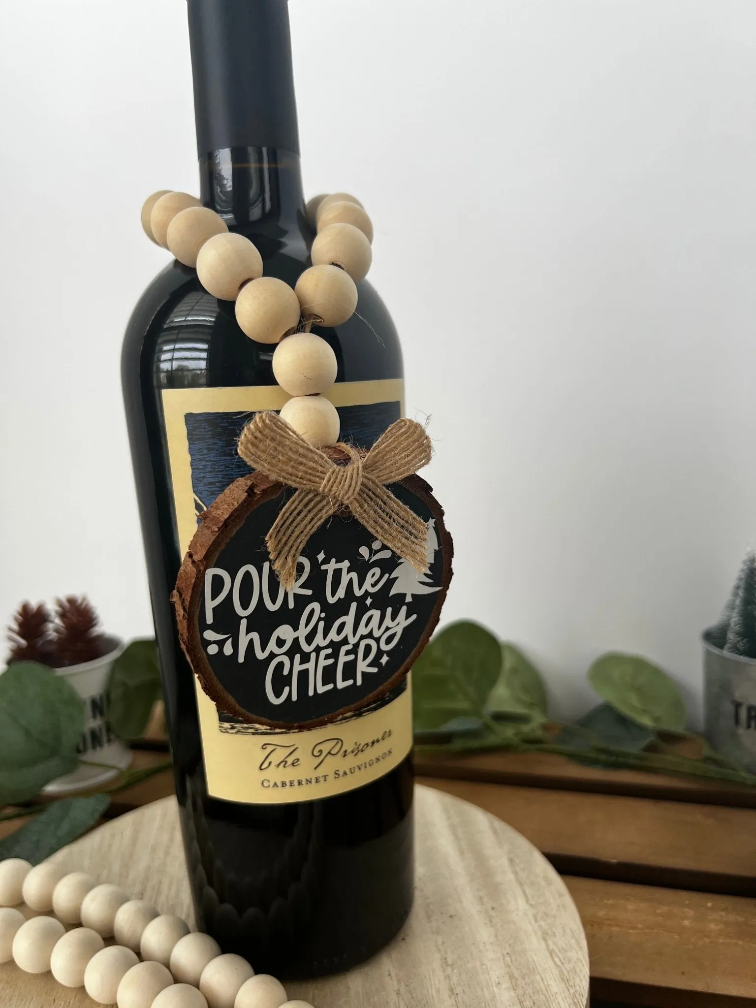 Wine Bottle Gift Hang Tag with Wood Bead - Pour the Holiday Cheer